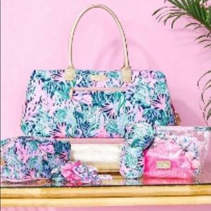 NWT Lilly Pulitzer GWP Duffle